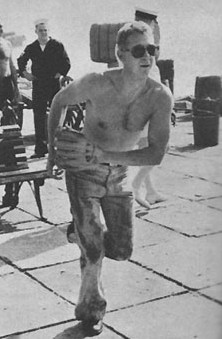 sur le tournage de la canonniere du yang sté