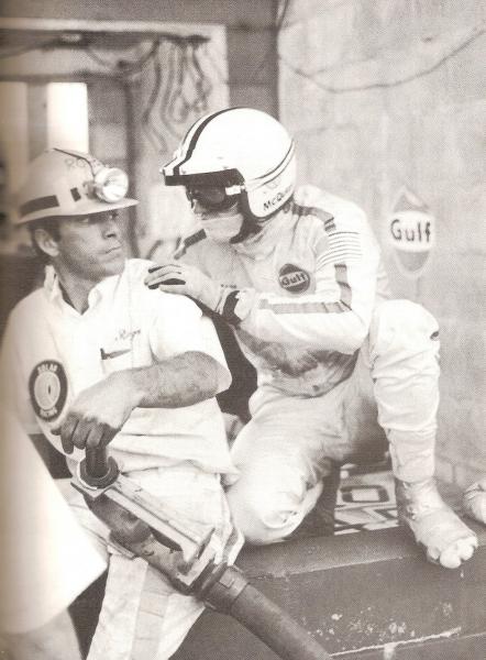 pour avoir bouclé les 12 heures de sebring un pied dans le platre il se verra decerner la hayden williams sportsmanship cup