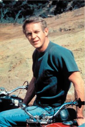 Hommage à steve en ce 7 novembre date ou il nous à quittés